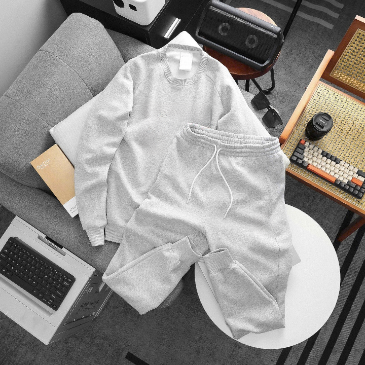 OEM/ODM Manufacturing: Classic Crewneck Sweatshirt & Jogger Sets - Image 3