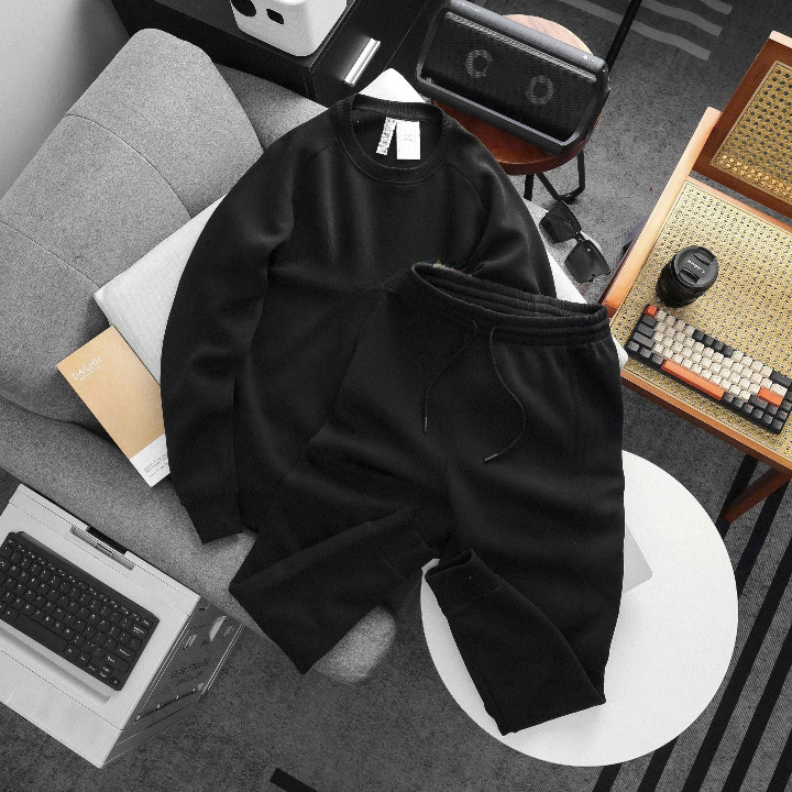 OEM/ODM Manufacturing: Classic Crewneck Sweatshirt & Jogger Sets - Image 5